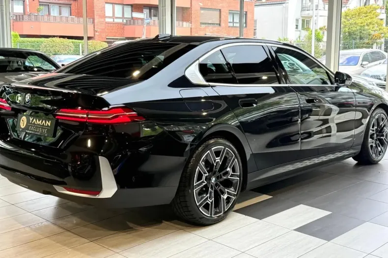 BMW 550 din 2024 cu 23.700 km - oferta BMW115330 - foto 5