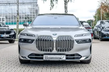 BMW 750 din 2024 - oferta BMW115331