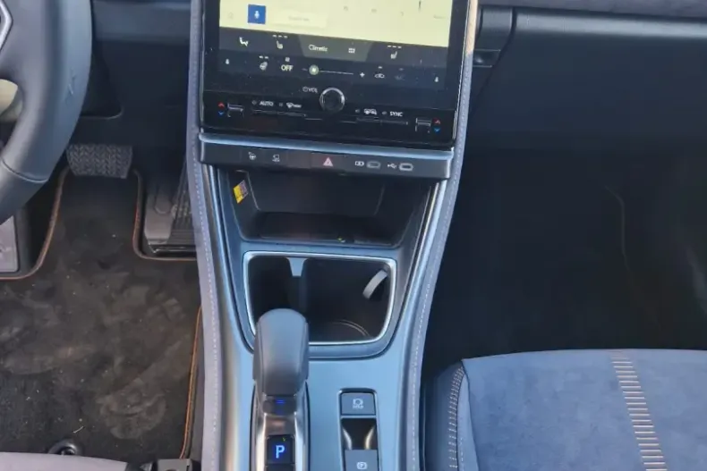 Lexus LBX din 2024 cu 3.022 km - oferta LEX115337 - foto 13