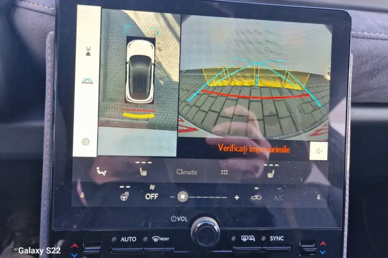 Lexus LBX din 2024 cu 3.022 km - oferta LEX115337 - foto 17