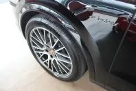 Porsche Cayenne din 2025 cu 25 km - oferta POR115342 - foto 3