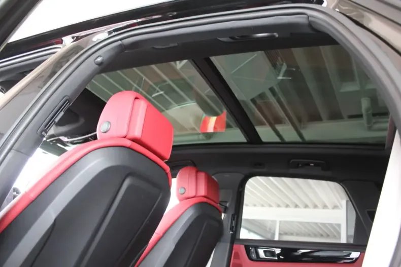 Porsche Cayenne din 2025 cu 25 km - oferta POR115342 - foto 4