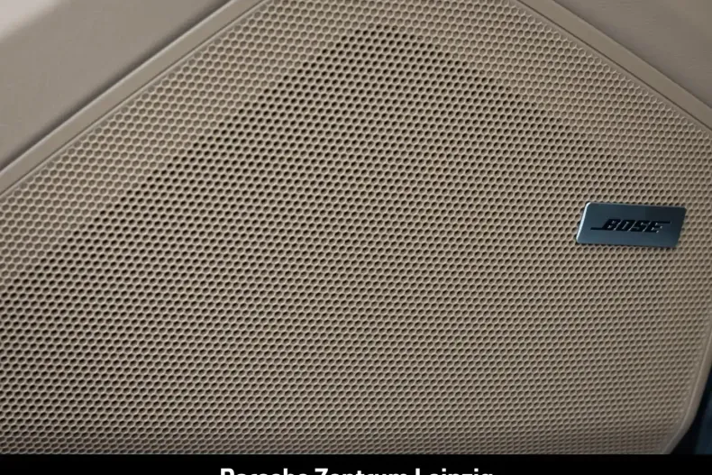 Porsche Cayenne din 2025 cu 9.900 km - oferta POR115347 - foto 7