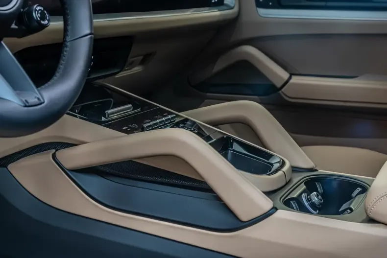 Porsche Cayenne din 2025 cu 9.900 km - oferta POR115347 - foto 12