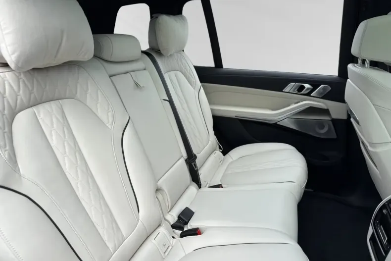 BMW X7 M60 din 2024 cu 25.284 km - oferta BMW115352 - foto 10