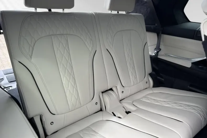 BMW X7 M60 din 2024 cu 25.284 km - oferta BMW115352 - foto 12