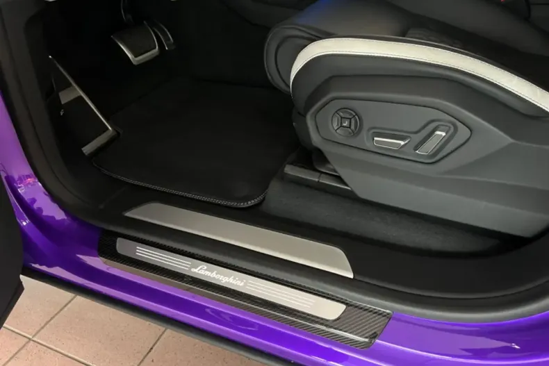 Lamborghini Urus din 2023 cu 25.909 km - oferta LAM115353 - foto 18