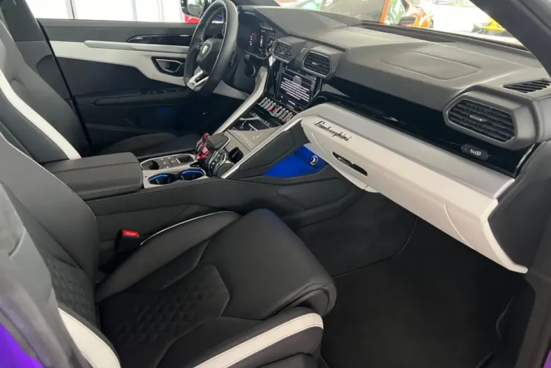 Lamborghini Urus din 2023 cu 25.909 km - oferta LAM115353 - foto 21