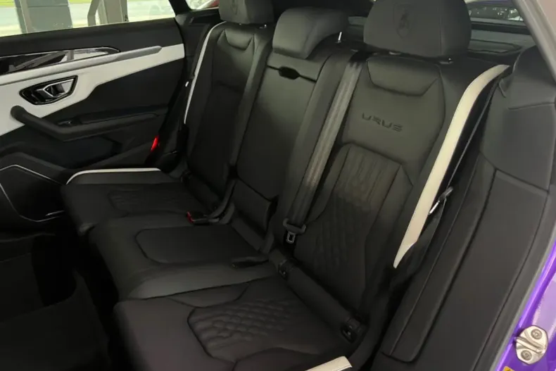 Lamborghini Urus din 2023 cu 25.909 km - oferta LAM115353 - foto 26