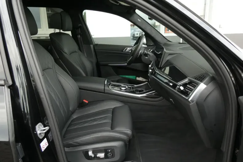 BMW X7 M60 din 2024 cu 38.250 km - oferta BMW115359 - foto 13