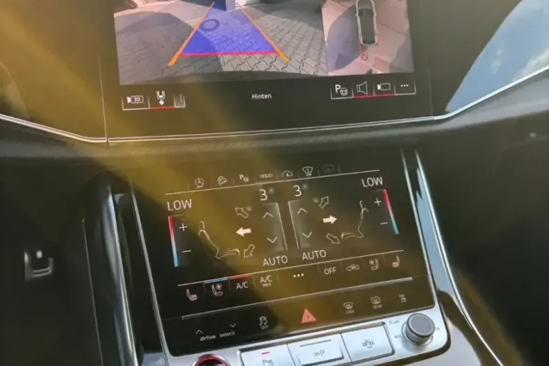 Audi RSQ8 din 2023 cu 14.000 km - oferta AUD115360 - foto 9