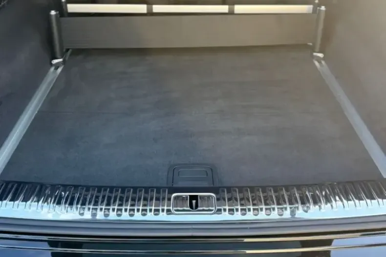 Audi RSQ8 din 2023 cu 14.000 km - oferta AUD115360 - foto 15