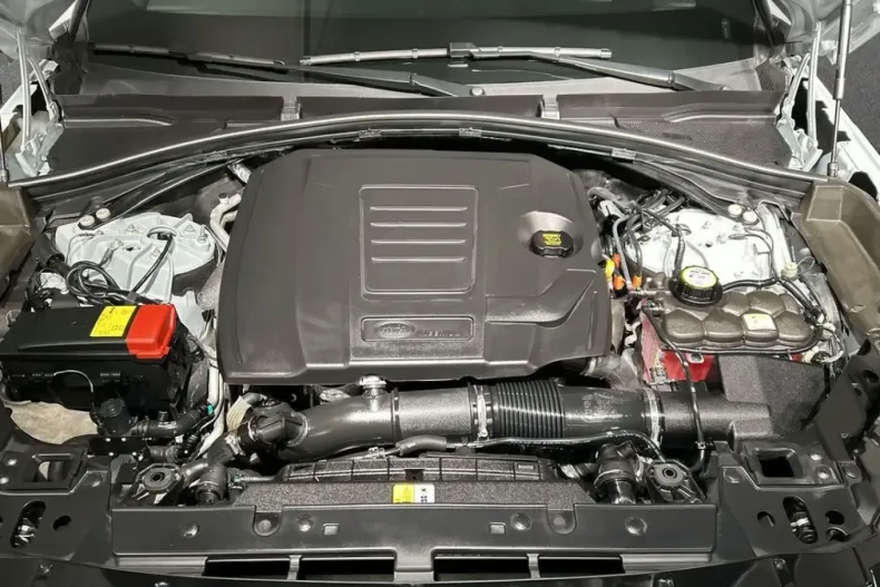 Land Rover Range Rover Velar din 2024 cu 25.311 km - oferta LAN115361 - foto 11