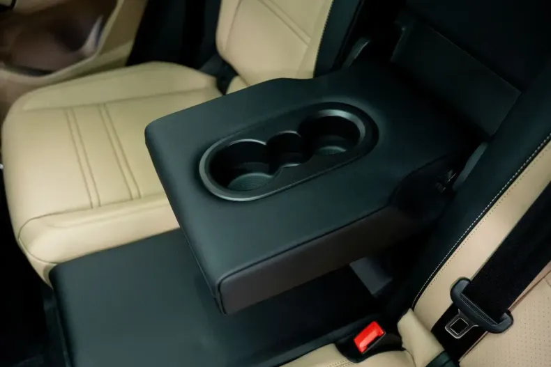 Porsche Cayenne din 2025 cu 174 km - oferta POR115366 - foto 10