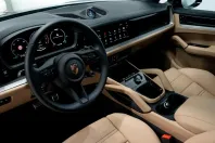 Porsche Cayenne din 2025 cu 174 km - oferta POR115366 - foto 13