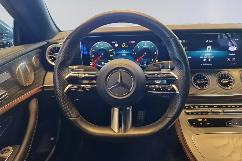 Mercedes-Benz E 400 din 2021 cu 76.660 km - oferta MER115374 - foto 11