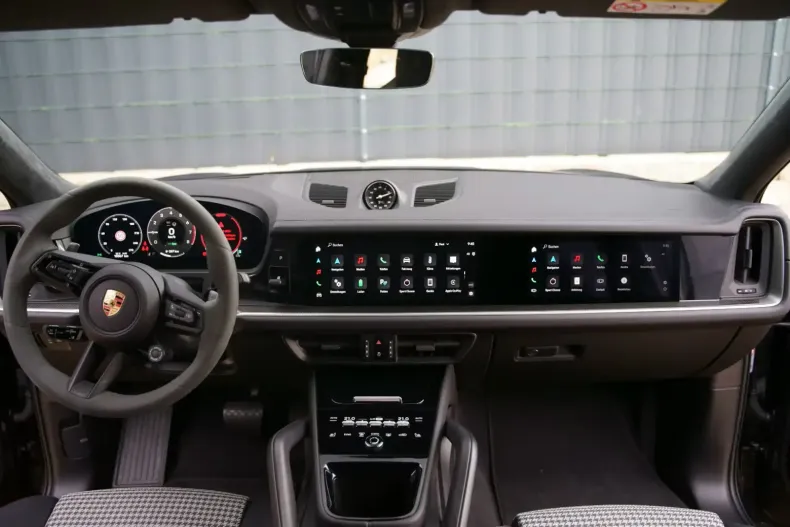 Porsche Cayenne din 2025 cu 9.999 km - oferta POR115376 - foto 5