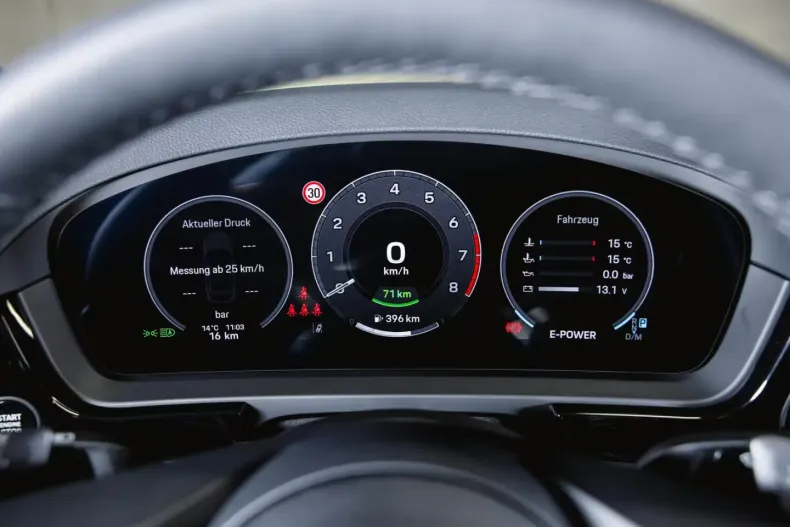 Porsche Cayenne din 2025 cu 9.990 km - oferta POR115380 - foto 8