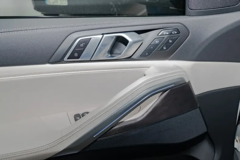 BMW X6 din 2021 cu 64.902 km - oferta BMW115381 - foto 12