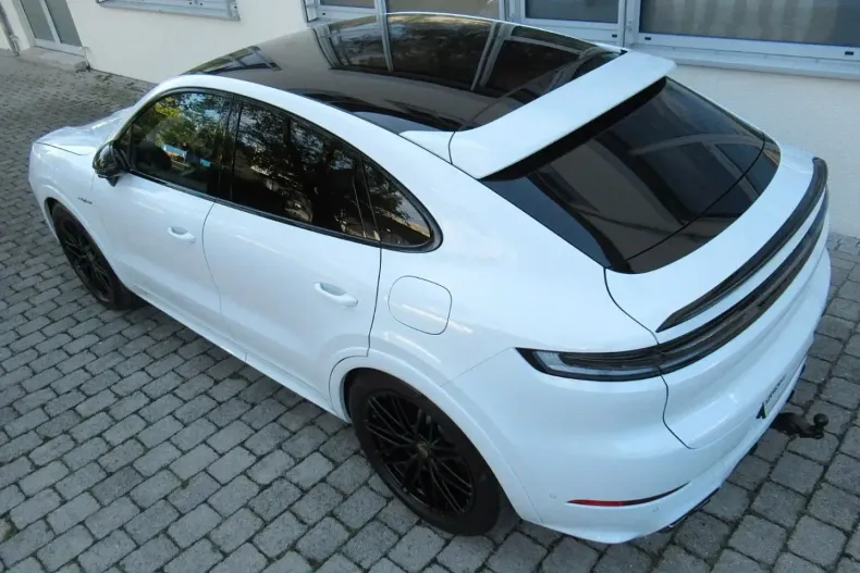 Porsche Cayenne din 2025 cu 7.000 km - oferta POR115388 - foto 3
