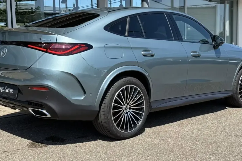 Mercedes-Benz GLC 450 din 2024 cu 19.900 km - oferta MER115403 - foto 3