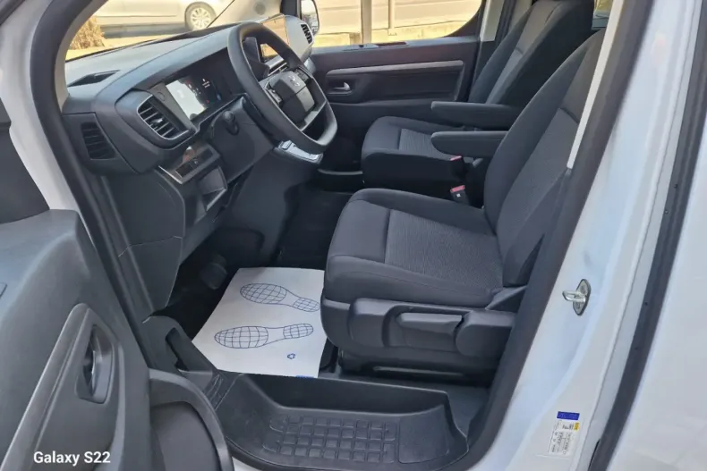Toyota Proace (Verso) din 2024 cu 562 km - oferta TOY115404 - foto 12