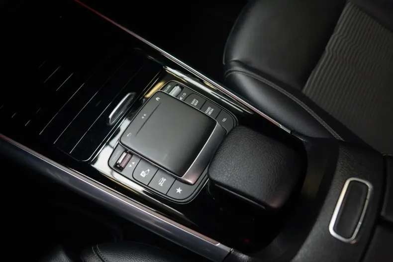 Mercedes-Benz 250 din 2022 cu 42.000 km - oferta MER115406 - foto 18