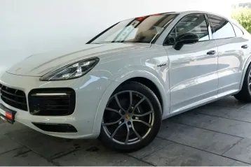 Porsche Cayenne din 2025 - oferta POR115410