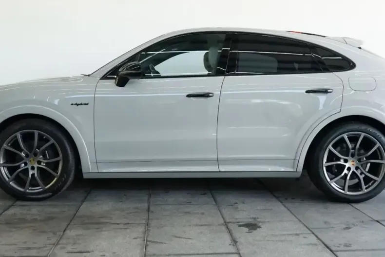 Porsche Cayenne din 2025 cu 1.900 km - oferta POR115410 - foto 3