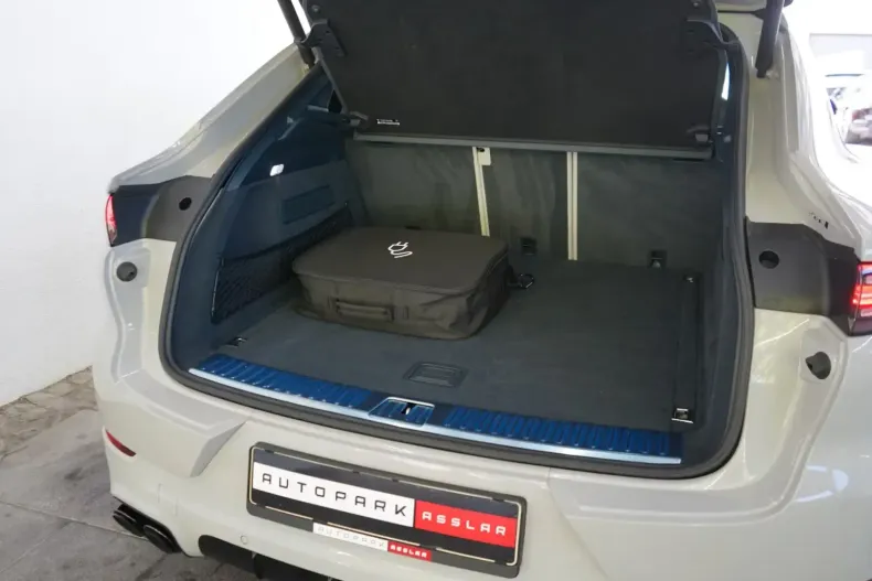 Porsche Cayenne din 2025 cu 1.900 km - oferta POR115410 - foto 6