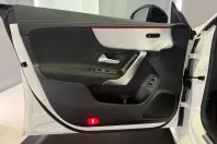 Mercedes-Benz CLA 200 din 2021 cu 74.662 km - oferta MER115418 - foto 12