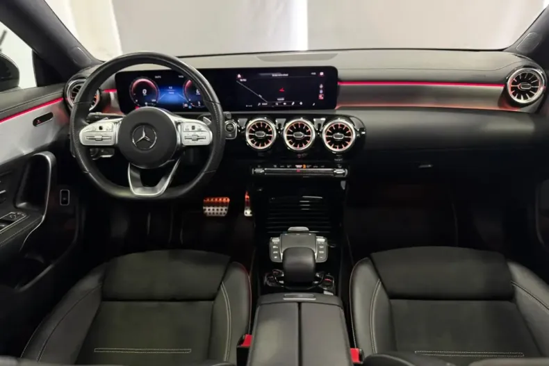 Mercedes-Benz CLA 200 din 2021 cu 74.662 km - oferta MER115418 - foto 23