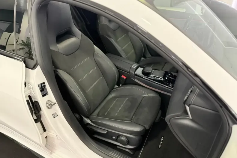 Mercedes-Benz CLA 200 din 2021 cu 74.662 km - oferta MER115418 - foto 24