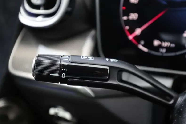 Mercedes-Benz GLC 220 din 2025 cu 19.900 km - oferta MER115420 - foto 14