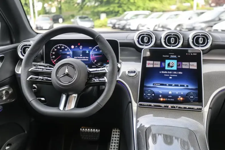 Mercedes-Benz GLC 220 din 2025 cu 19.900 km - oferta MER115420 - foto 16