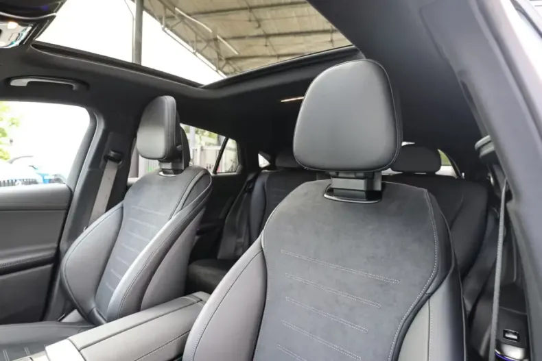 Mercedes-Benz GLC 220 din 2025 cu 19.900 km - oferta MER115420 - foto 20