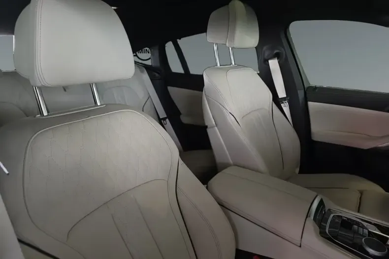 BMW X6 din 2024 cu 16.794 km - oferta BMW115437 - foto 9