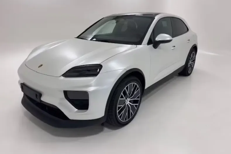 Porsche Macan din 2025 cu 10 km - oferta POR115438 - foto 2