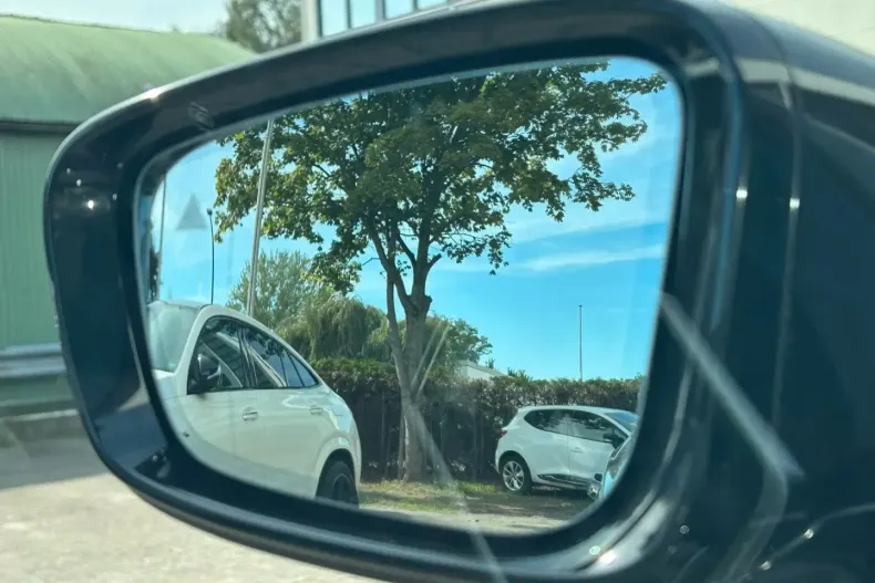 BMW 330 din 2024 cu 23.658 km - oferta BMW115446 - foto 38