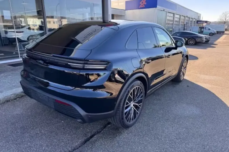 Porsche Macan din 2025 cu 10 km - oferta POR115447 - foto 5