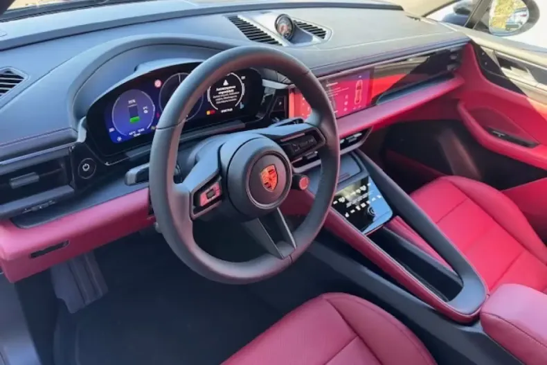 Porsche Macan din 2025 cu 10 km - oferta POR115447 - foto 7