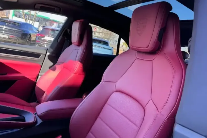 Porsche Macan din 2025 cu 10 km - oferta POR115447 - foto 12