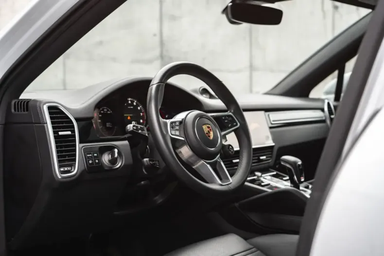 Porsche Cayenne din 2022 cu 37.900 km - oferta POR115458 - foto 4