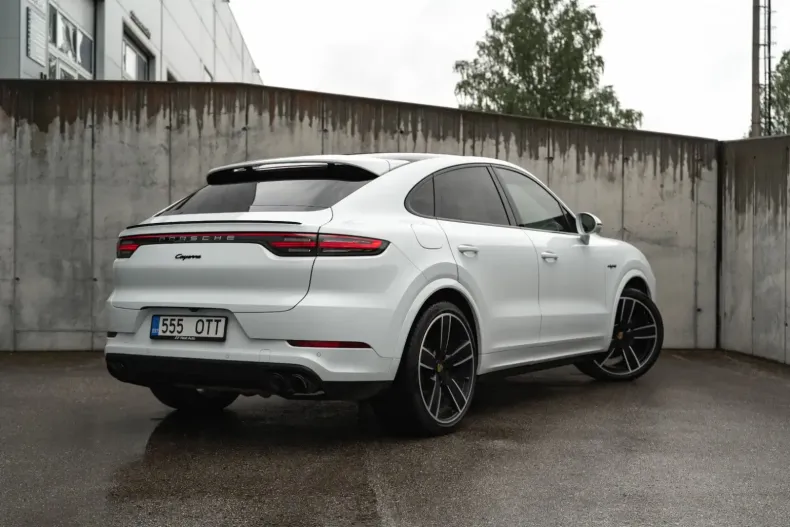 Porsche Cayenne din 2022 cu 37.900 km - oferta POR115458 - foto 8