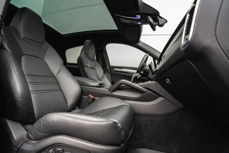 Porsche Cayenne din 2022 cu 37.900 km - oferta POR115458 - foto 11