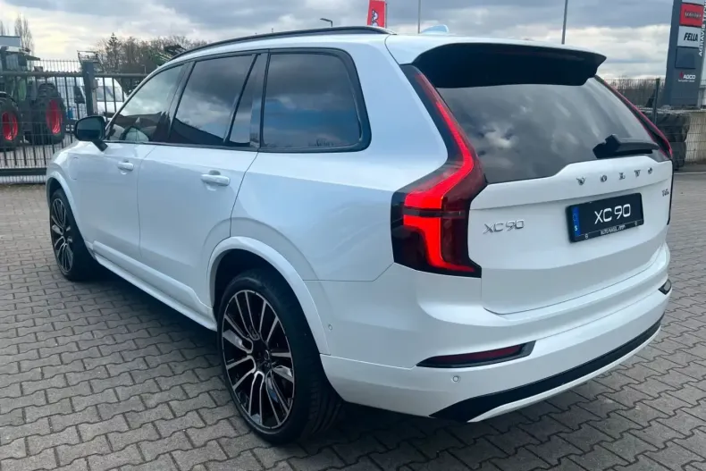Volvo XC90 din 2025 cu 10 km - oferta VOL115459 - foto 7