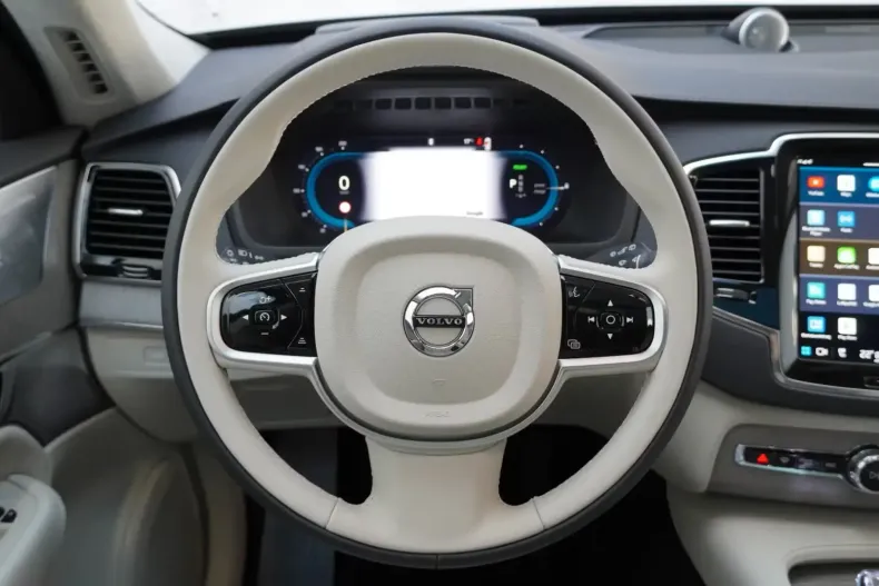 Volvo XC90 din 2025 cu 7 km - oferta VOL115466 - foto 9