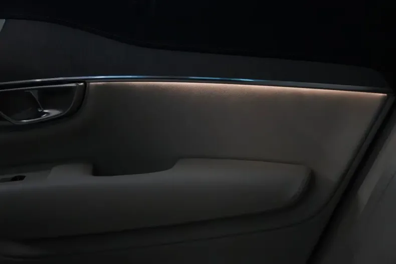 Volvo XC90 din 2025 cu 7 km - oferta VOL115466 - foto 17