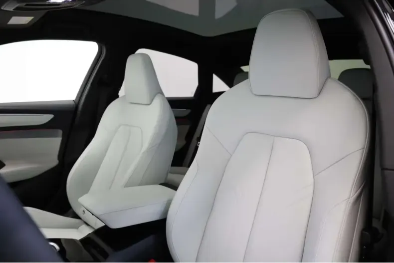 Audi A6 din 2025 cu 15 km - oferta AUD115479 - foto 8