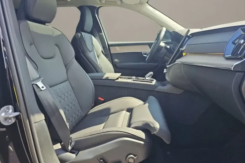 Volvo XC90 din 2025 cu 12 km - oferta VOL115480 - foto 11